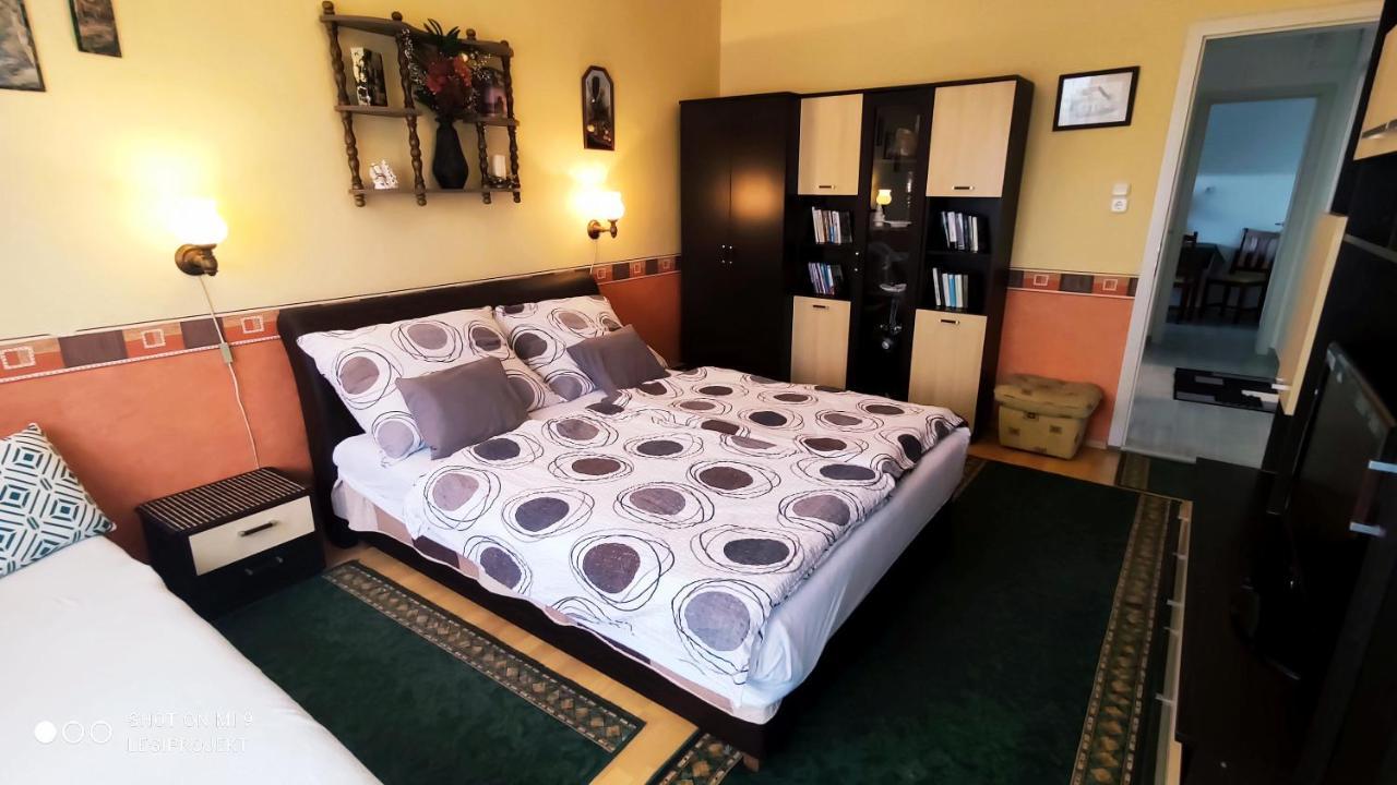 Papp Apartmanhaz Vonyarcvashegy Exteriör bild