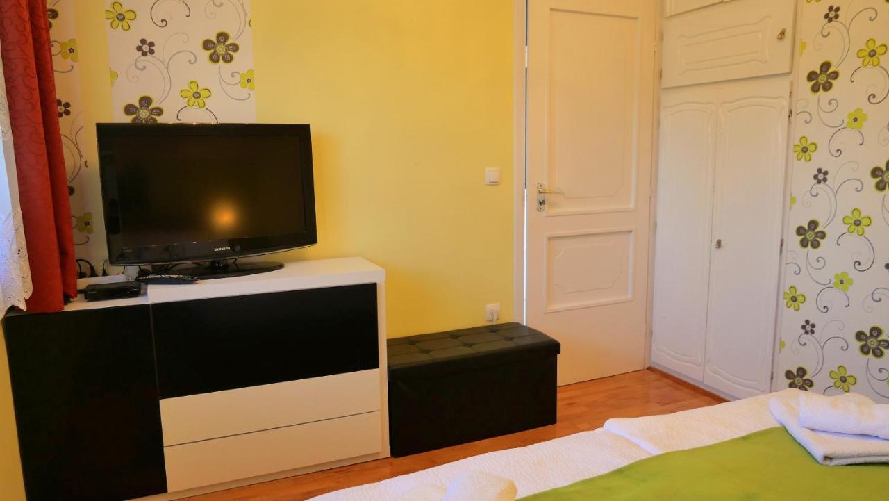 Papp Apartmanhaz Lägenhet Vonyarcvashegy Exteriör bild