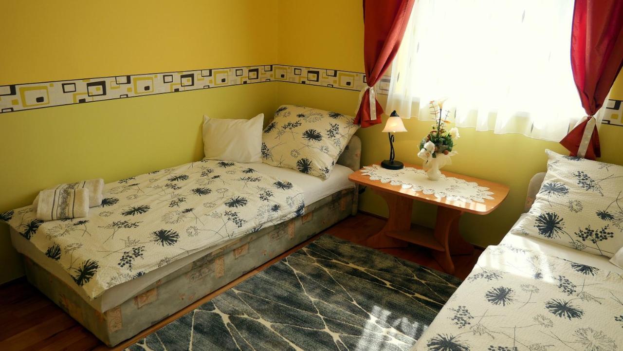 Papp Apartmanhaz Vonyarcvashegy Exteriör bild